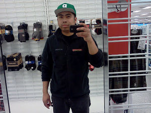 Meet your Posher, Tomas